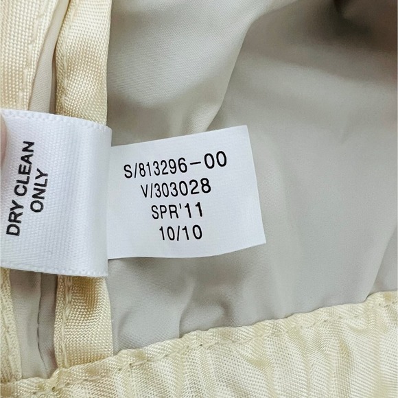 Banana Republic Jacket Women XL Cream Windbreaker Ruffle Water Resistant - Picture 14 of 16